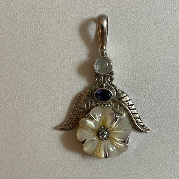 Sajen Jewelry - .925 Sajen Carved Goddess  Mother of Pearl Flower Pendant